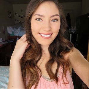 Meet your Posher, Misa